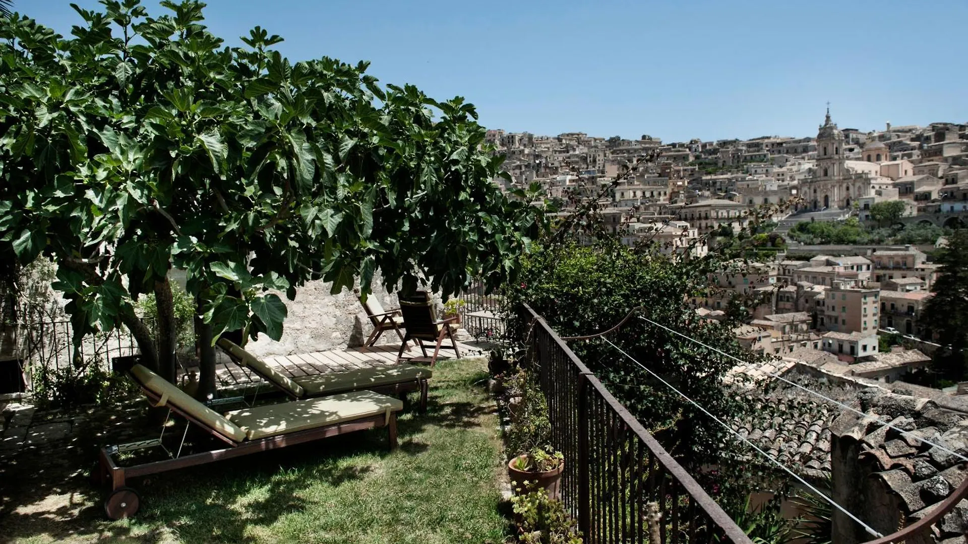 Casa Talia - Rooms Modica Hotel
